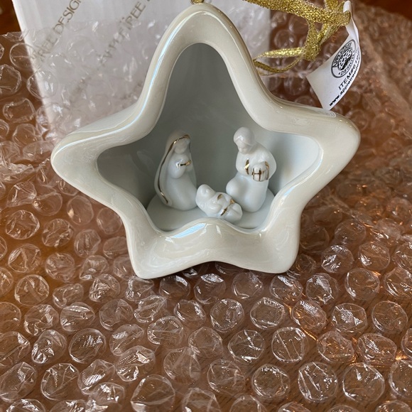 Nativity Star Ornament Light Cover - Picture 3 of 6
